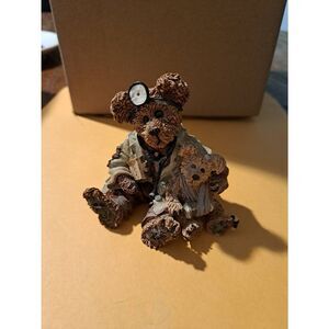 Vintage 1998 Boyd’s Bears Dr. Harrison Griz MD, PhD, Bud Physician Figurine